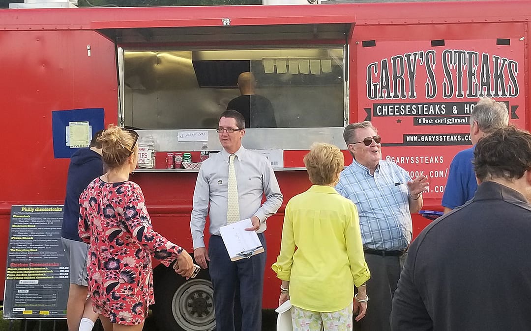 Why You Should Choose Food Truck Catering for Your Labor Day Party 2019!